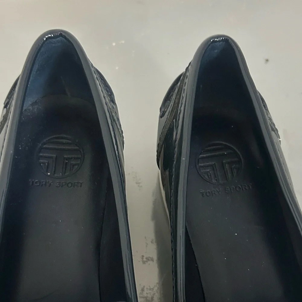 Tory Burch Sport Navy Patent Leather Pocket Tee Golf Loafers Size 7 preppy